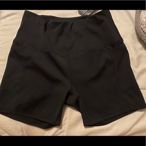 Black athletic biker shorts